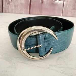 Vintage The Ritz Blue/Green Leather Belt Size Med. Silver Buckle Animal Pattern